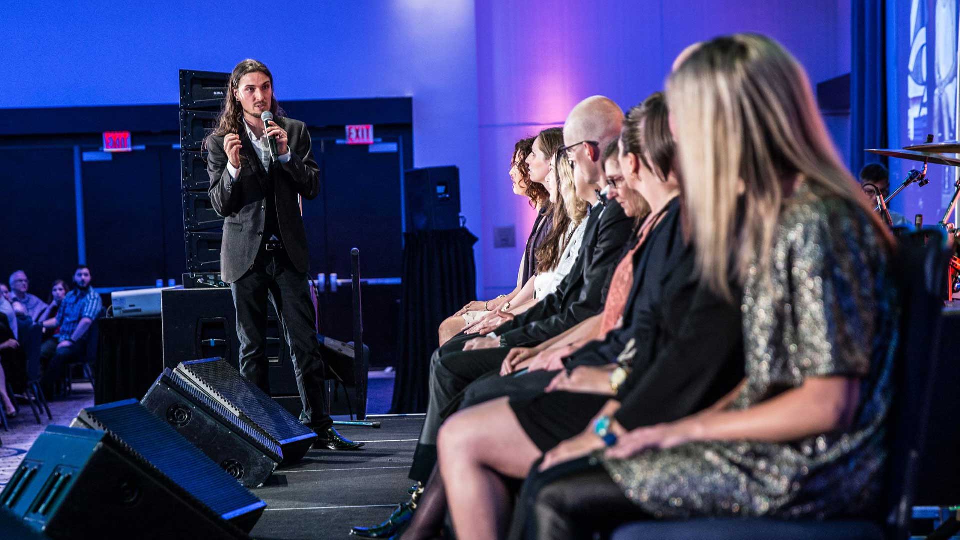 Corporate-Events-Hypnotist-Hank-Stone